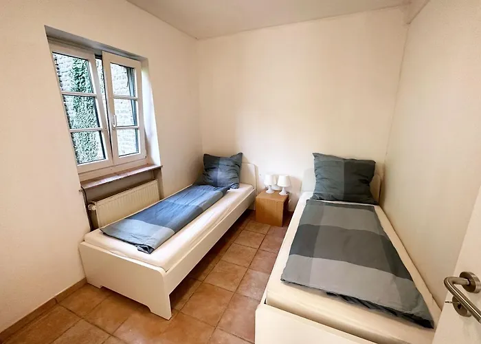 Appartement Grosse Mit Einzelbetten Ideal Fuer Teams & Gruppen Cologne