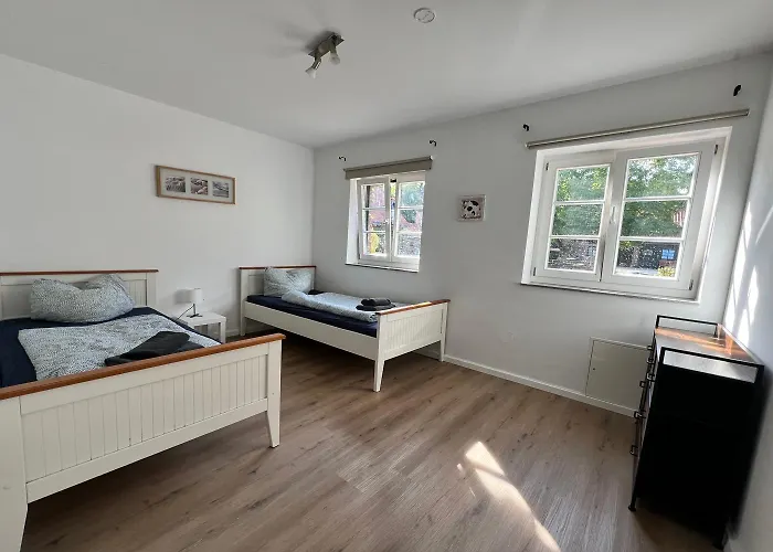 Grosse Mit Einzelbetten Ideal Fuer Teams & Gruppen Appartement Cologne